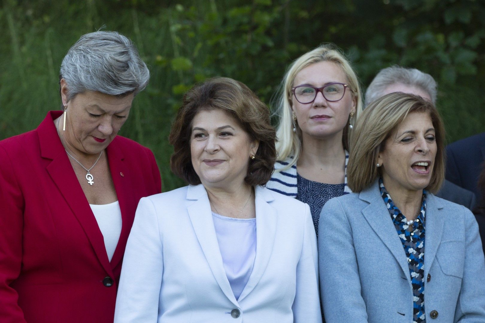 Жени кандидатки за еврокомисари - Рована Плумб е втората отляво