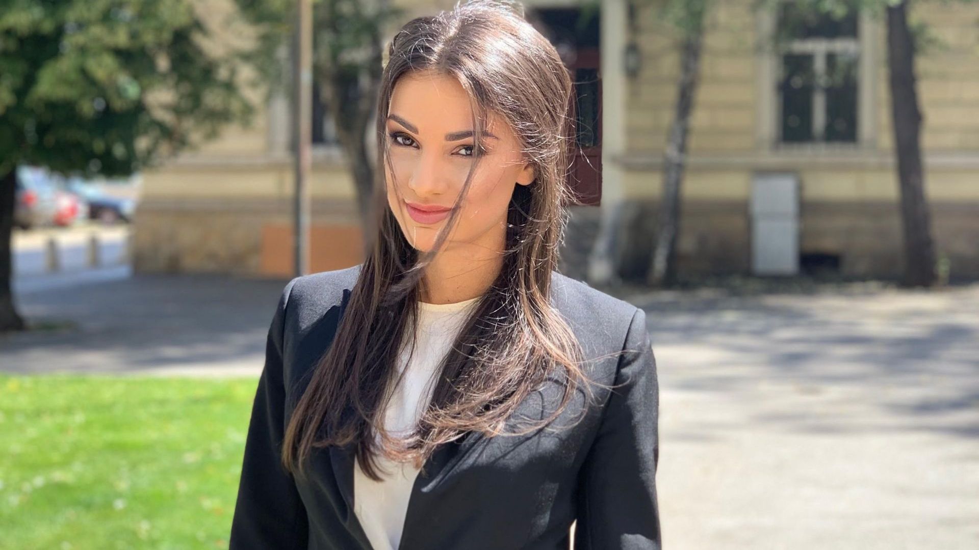 Ана Вилфан е родена на 1 април 1993 г в