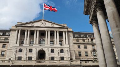 Bank of England предупреди за най-дълбоката рецесия в Обединеното кралство