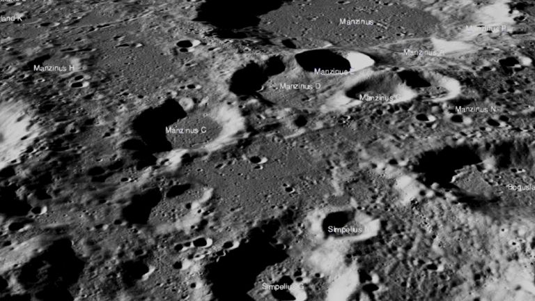 НАСА потвърди твърдо кацане на "Викрам" на Луната (снимки)