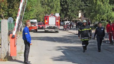 Възстановяват изгорелия цех във военния завод "Дунарит" до 6 месеца