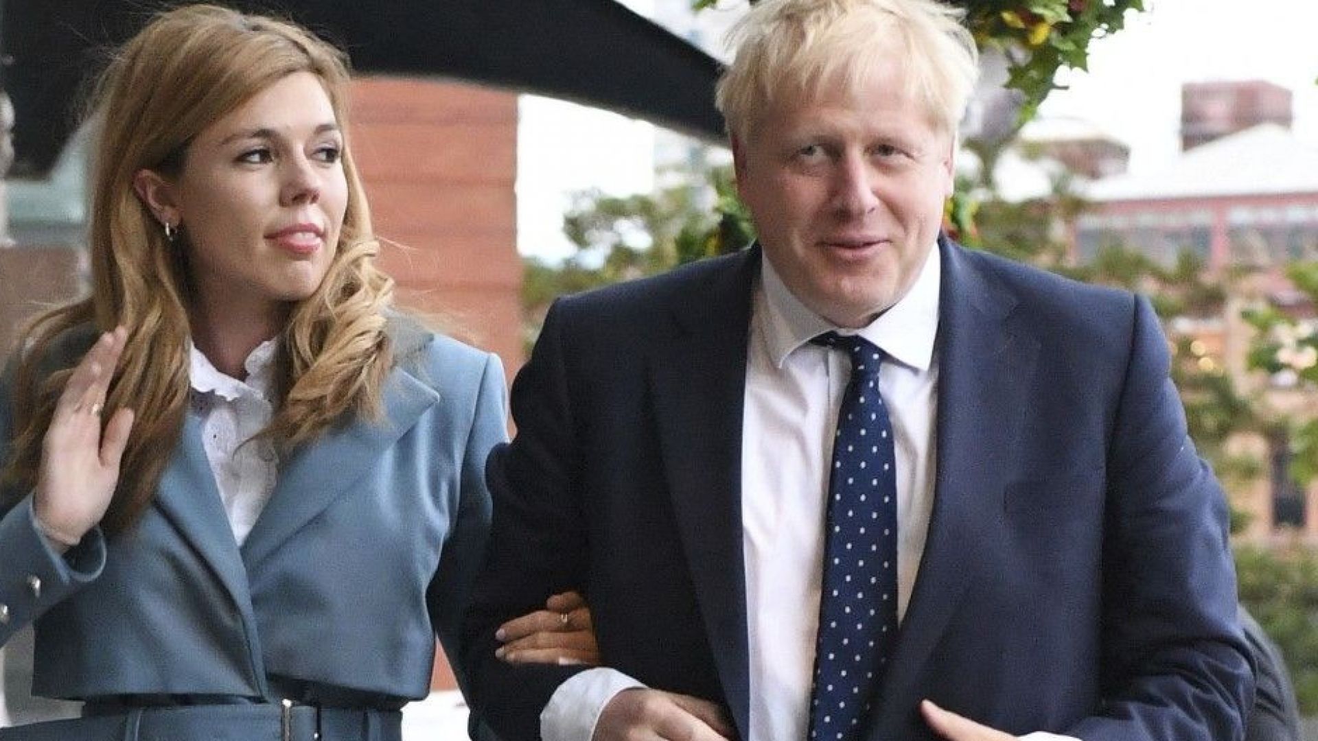 Започва годишната конференция на британските консерватори на която премиерът Борис