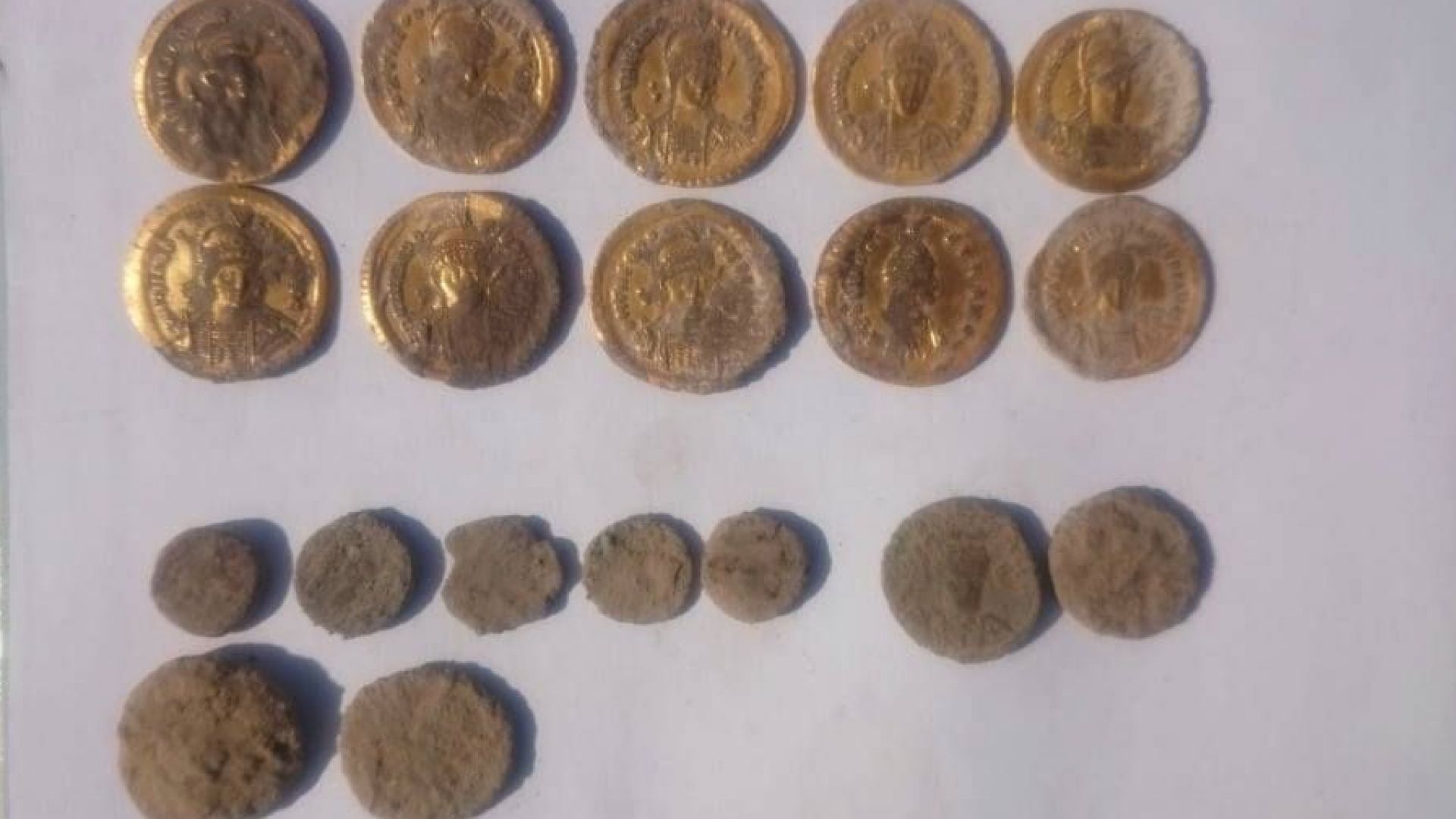 Златно монетно съкровище откриха археолози при проучването на древния град