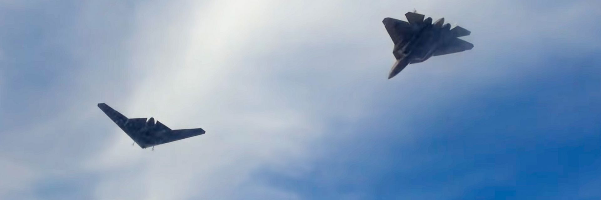 Русия с нови кадри на "невидимия" си дрон