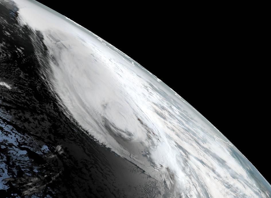 Сателитна снимка на облачната му система