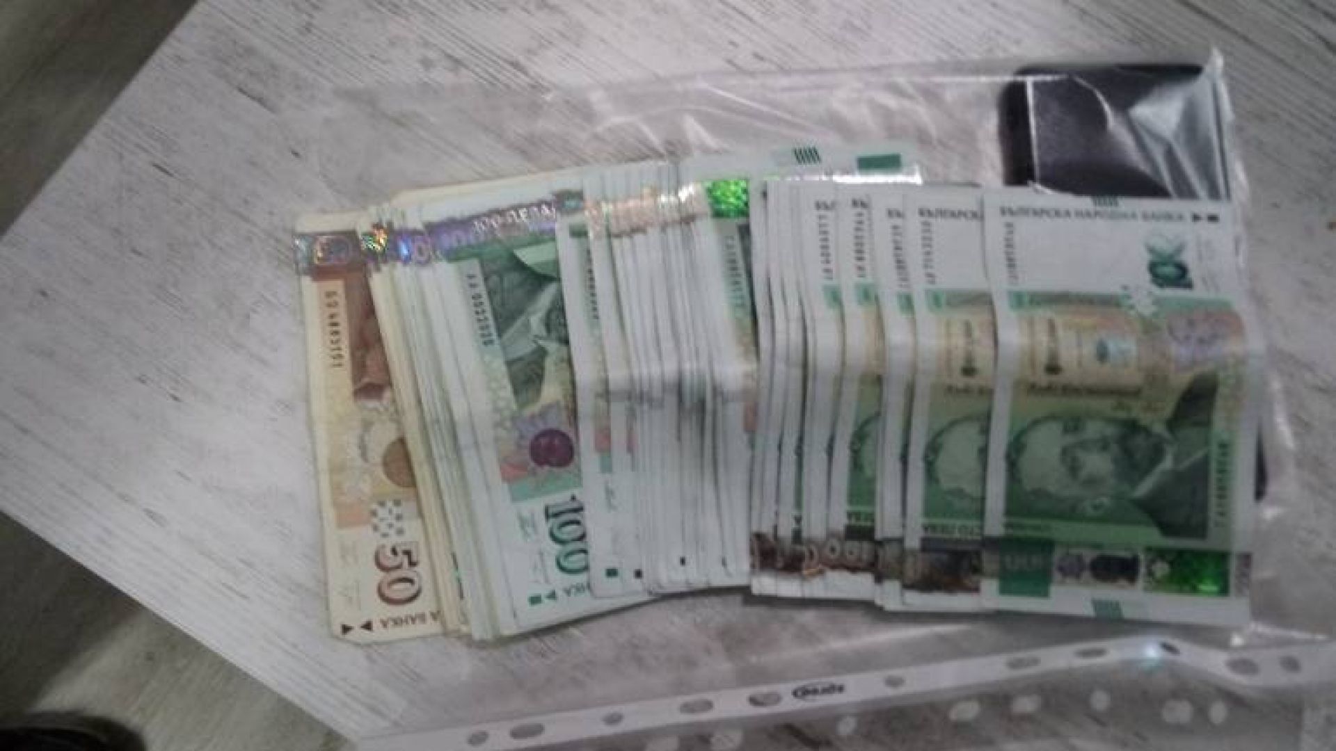 Бум на непогасените кредити и задължения през следващите месец очакват