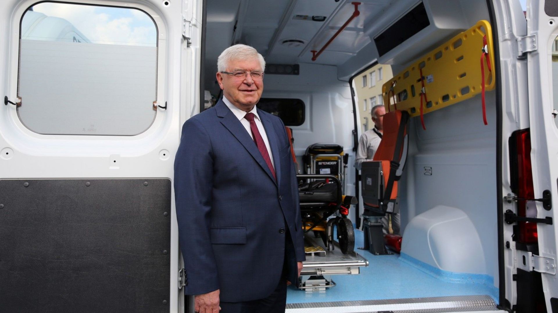 Нямам основание да си подавам оставката Това каза министърът на