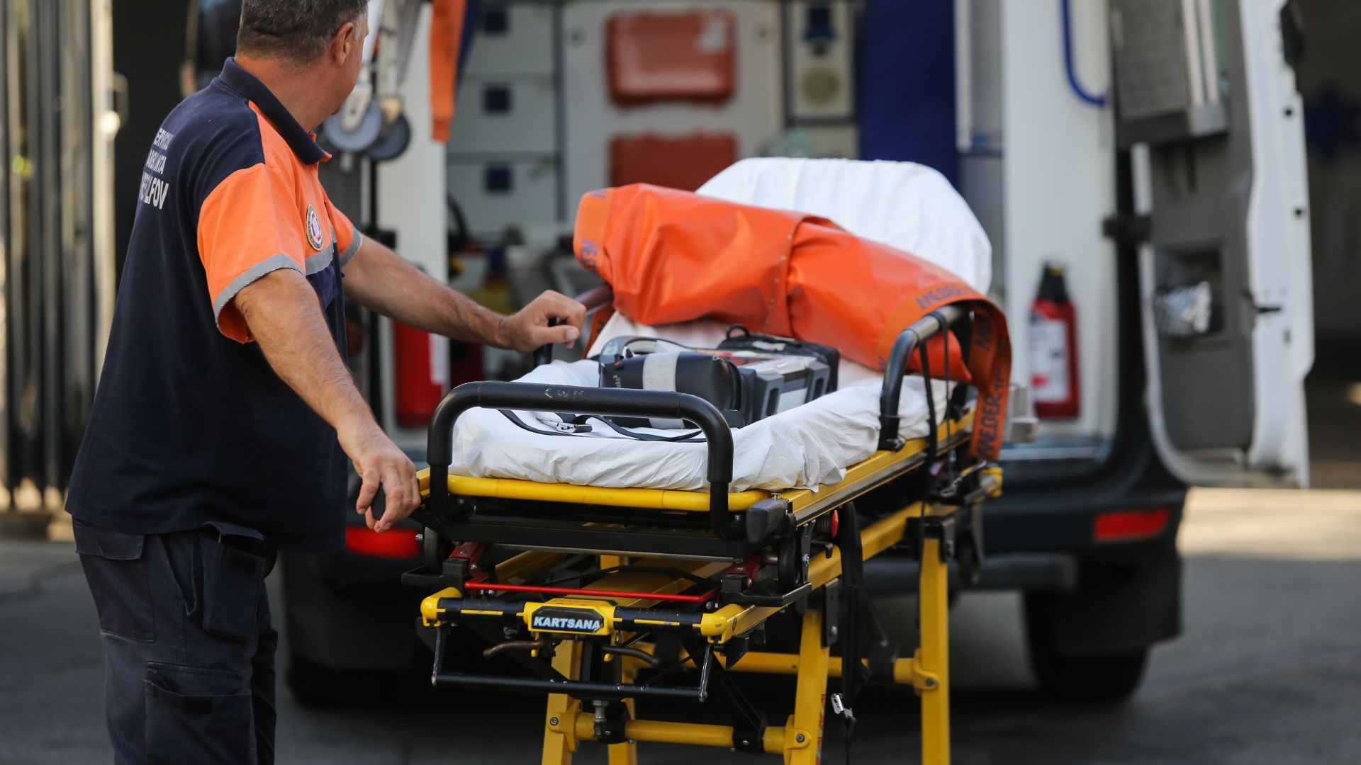 Десет души са загинали а седем са ранени при челен