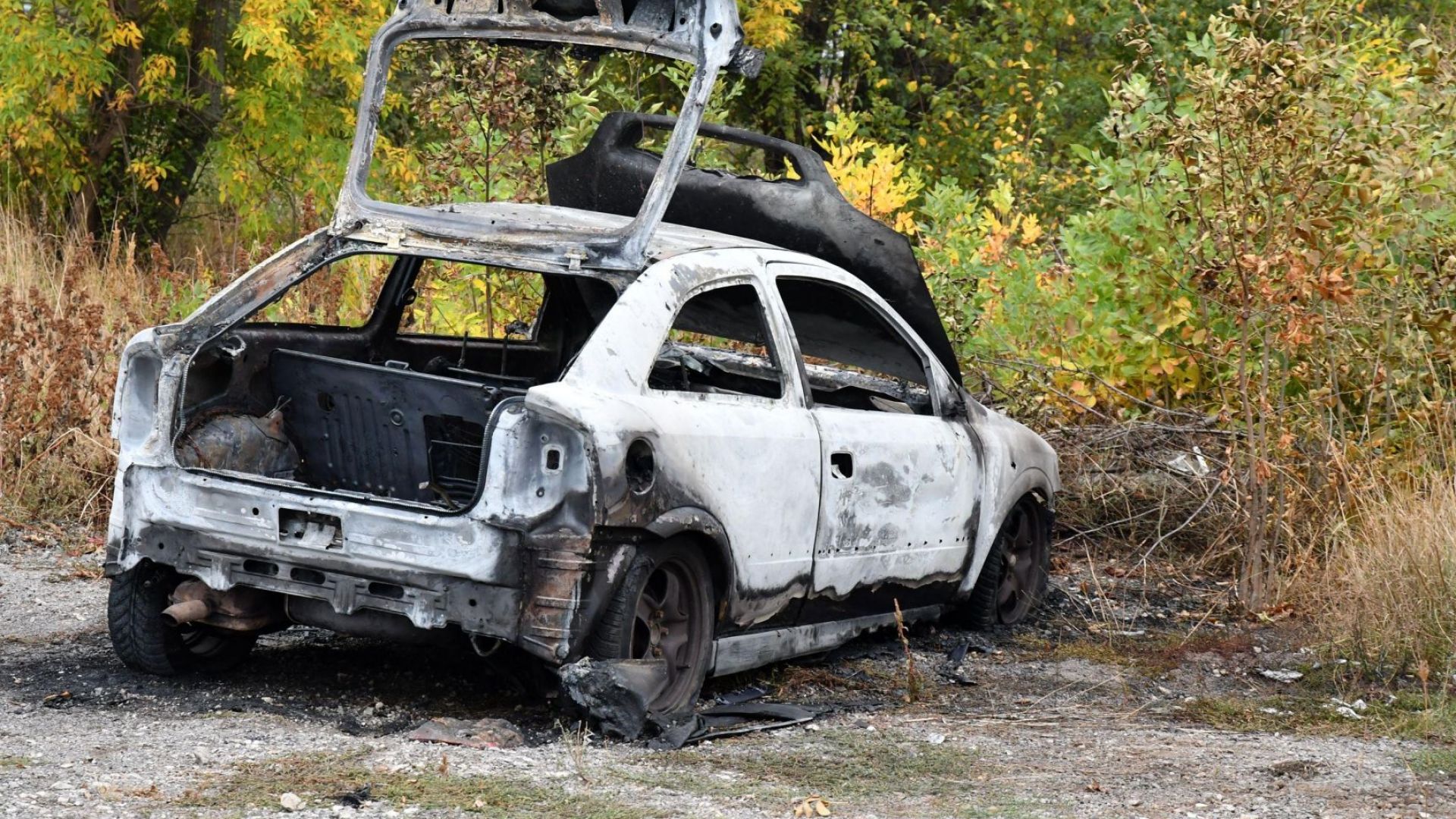 Опожарен автомобил е бил открит край софийското село Мрамор малко