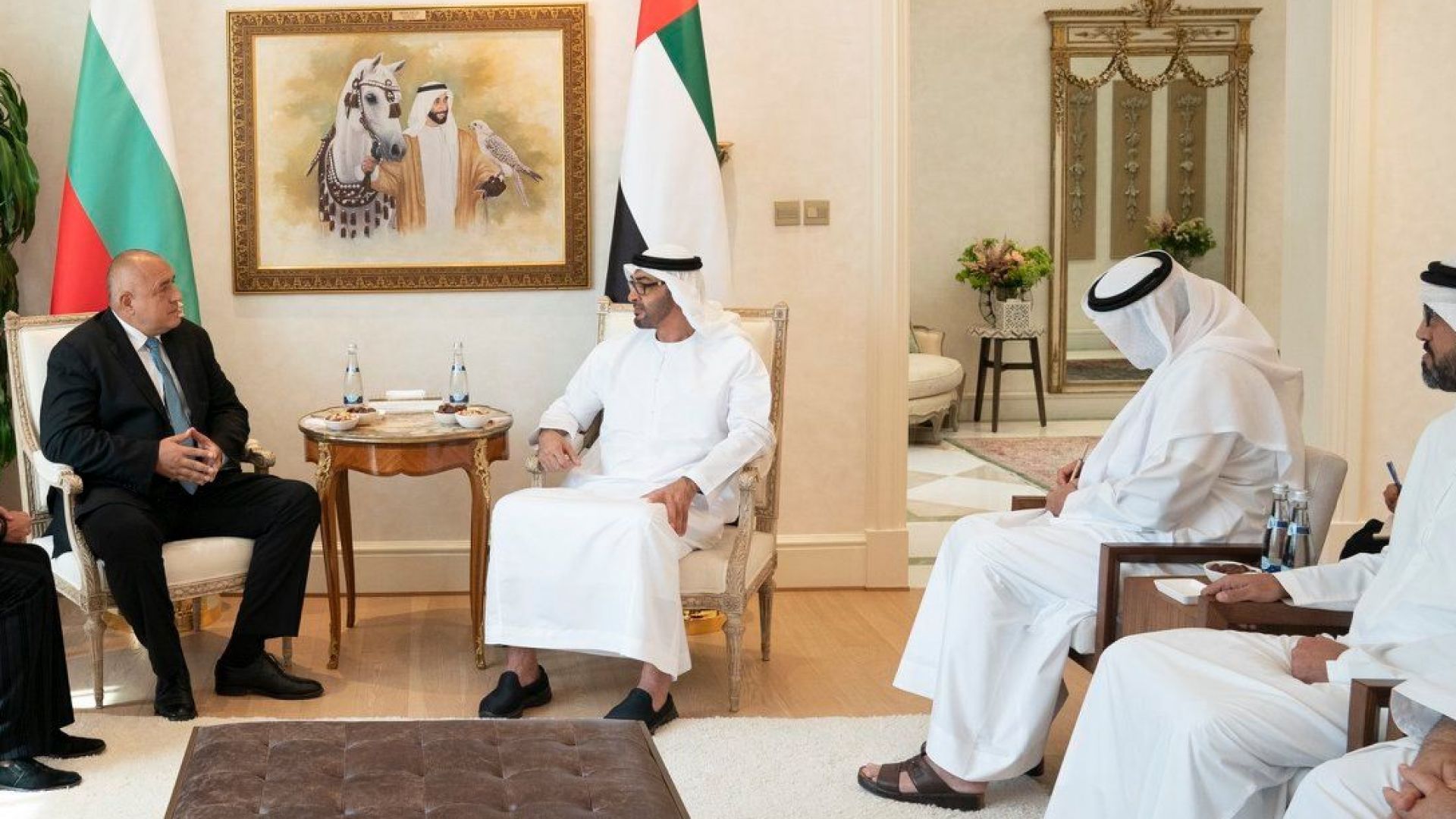 Министър председателят Бойко Борисов проведе телефонен разговор с престолонаследника на емирство