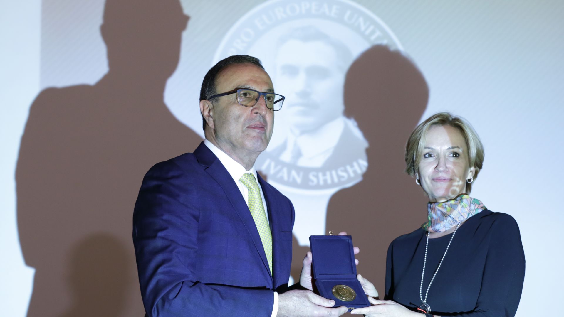 Президентът на ПанЕвропа България Гергана Паси връчи Награда 2019 за