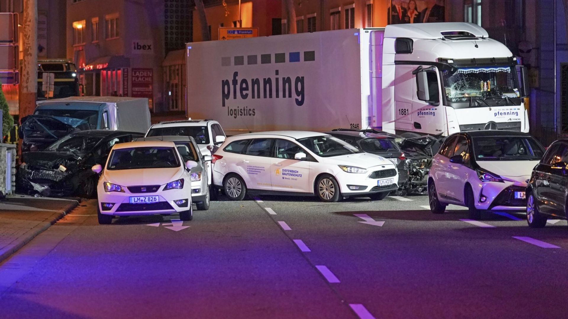 Българин е сред ранените при атаката с камион в Германия