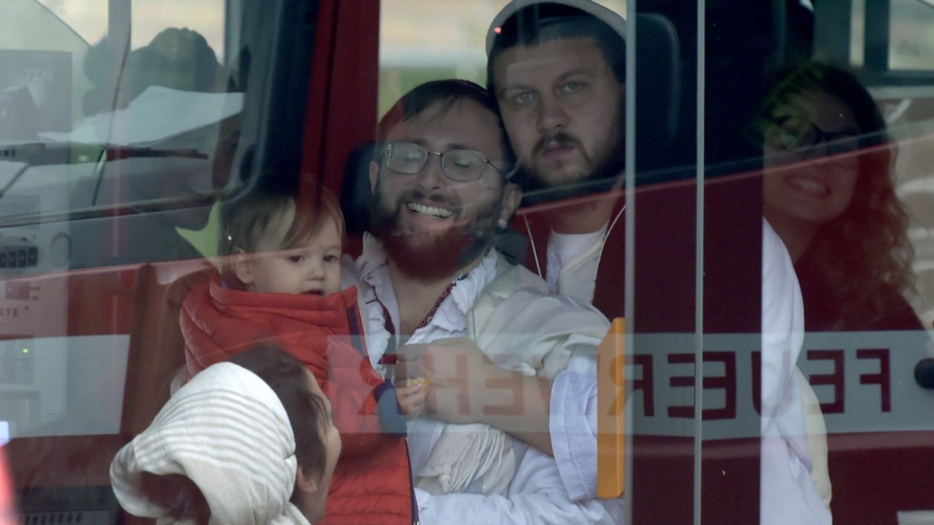 Нападението срещу синагогата в източногерманския град Хале засегна германците в