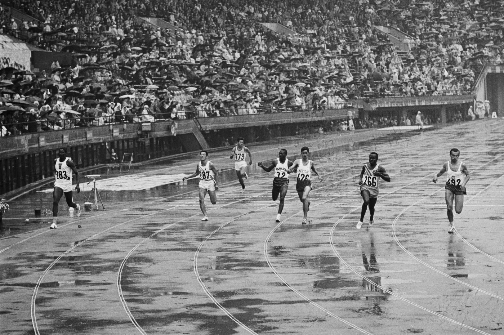 Игрите в Токио през 1964-а са през октомври