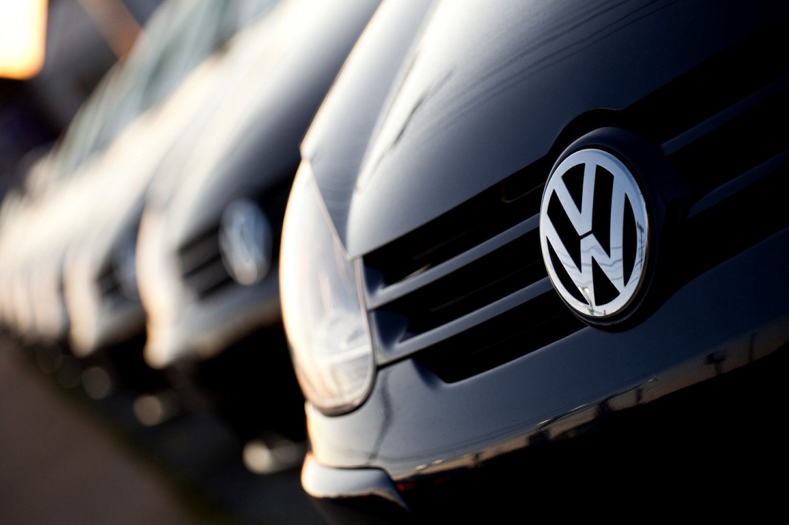 Фолксваген (Volkswagen) държи 26,6 процента от продажбите