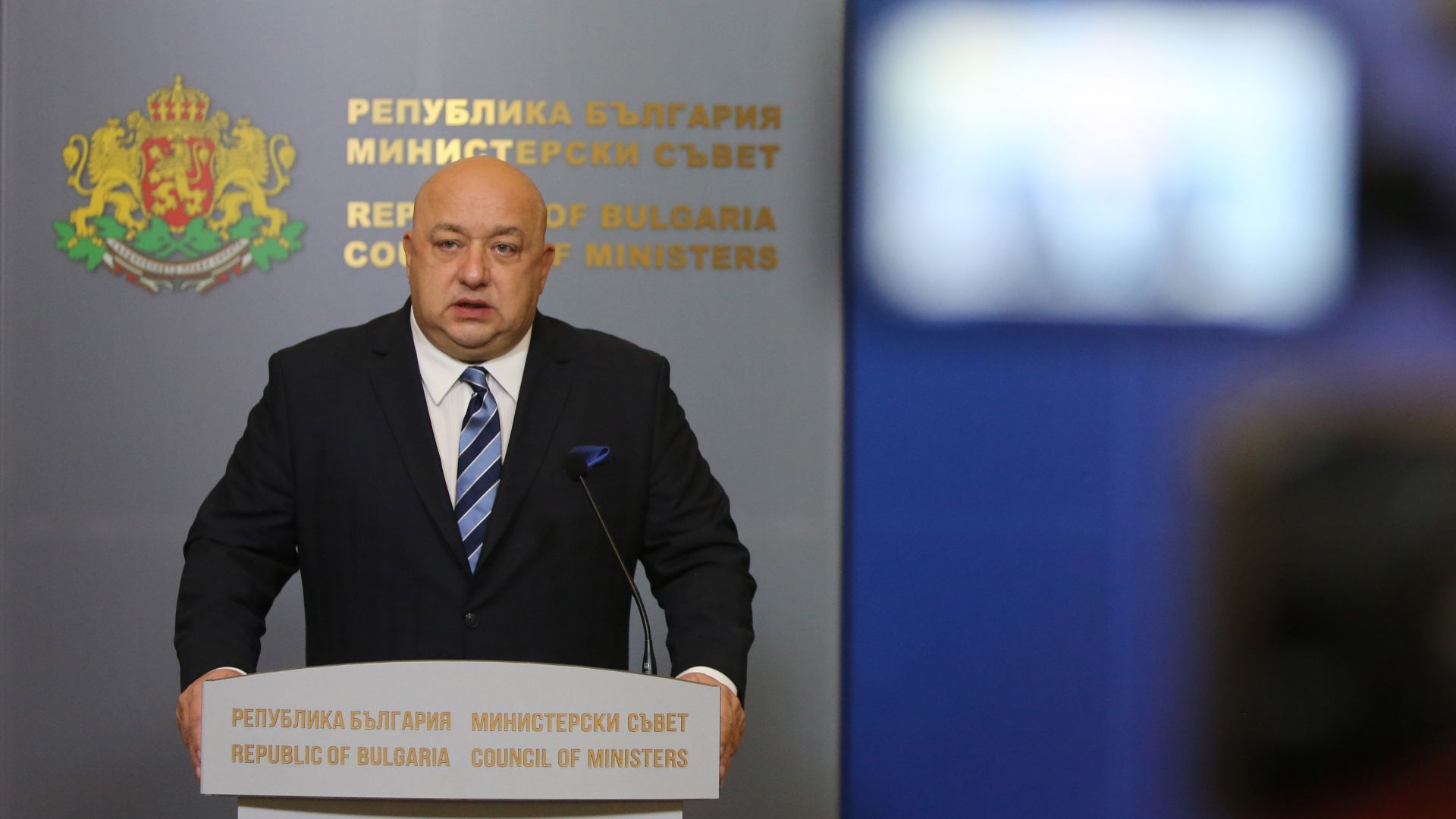 Спортният министър Красен Кралев отвърна остро на критиките на президента