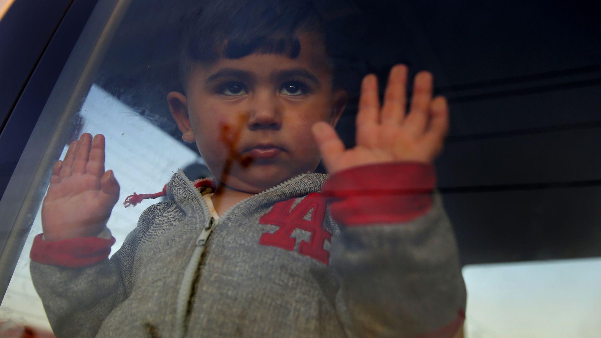 Властите в контролираните от кюрдите райони в Сирия обвиниха Турция