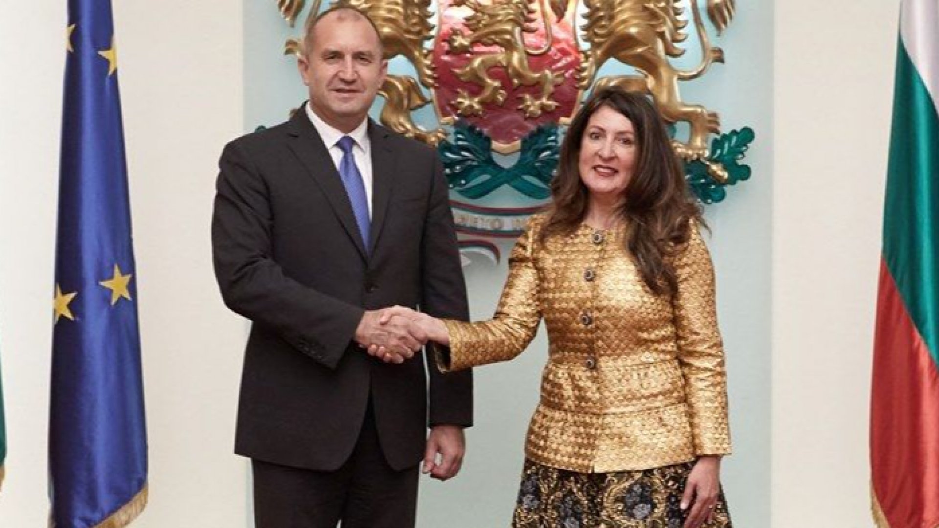 Новият посланик на САЩ в България Херо Мустафа връчи акредитивните