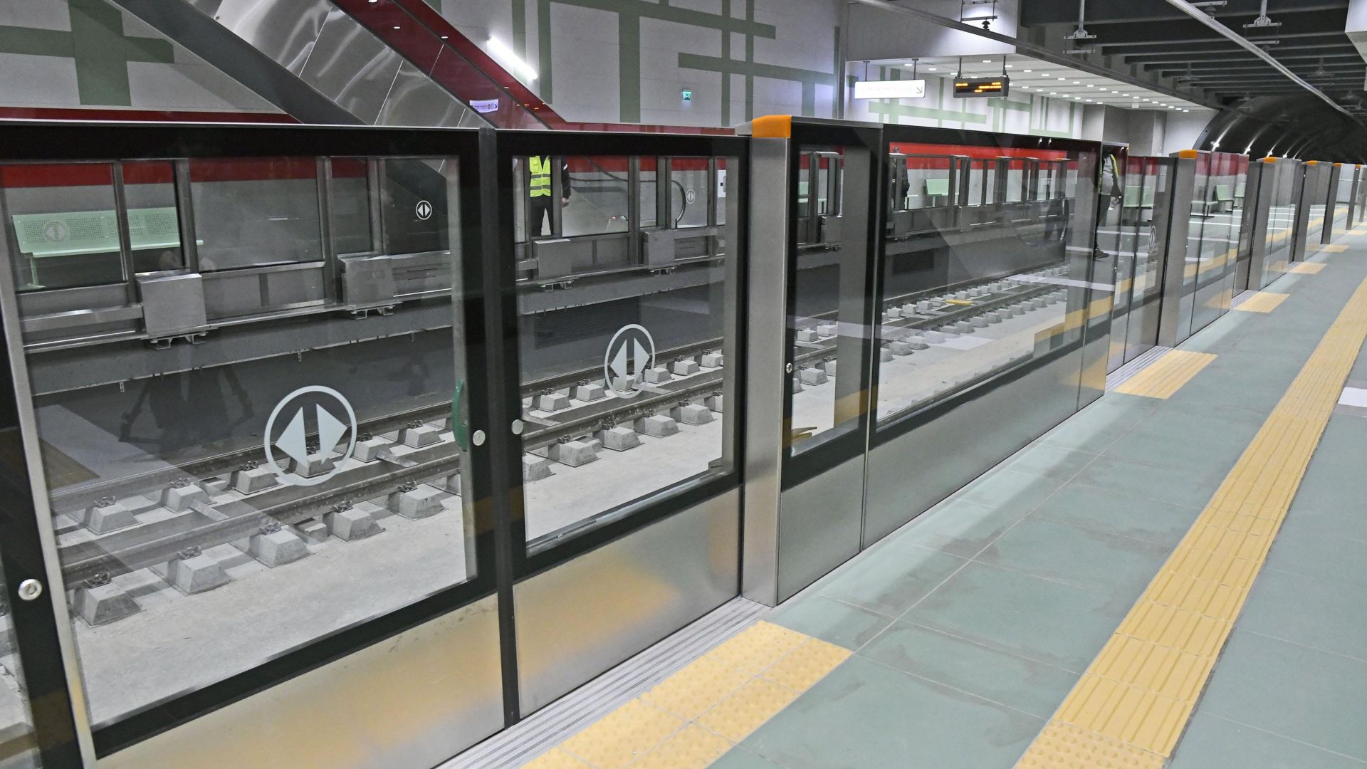 През декември ще приключи окончателно строителството на първите 8 станции