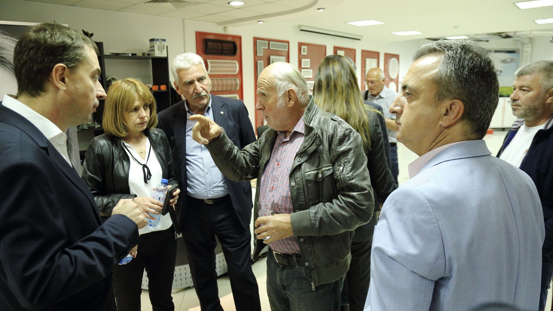 Разширяваме услугите които гражданите и бизнесът могат да получат по