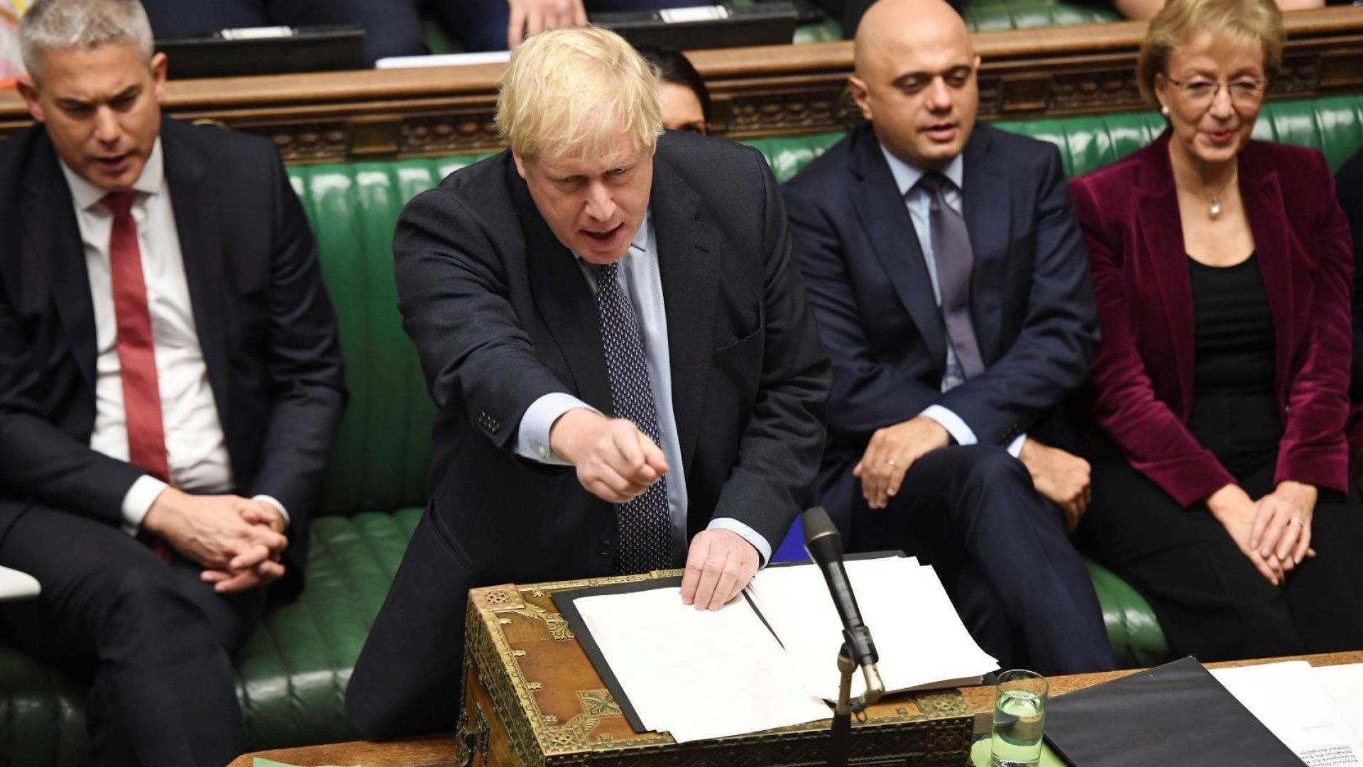 Британските депутати ще дебатират и гласуват в понеделник дали да