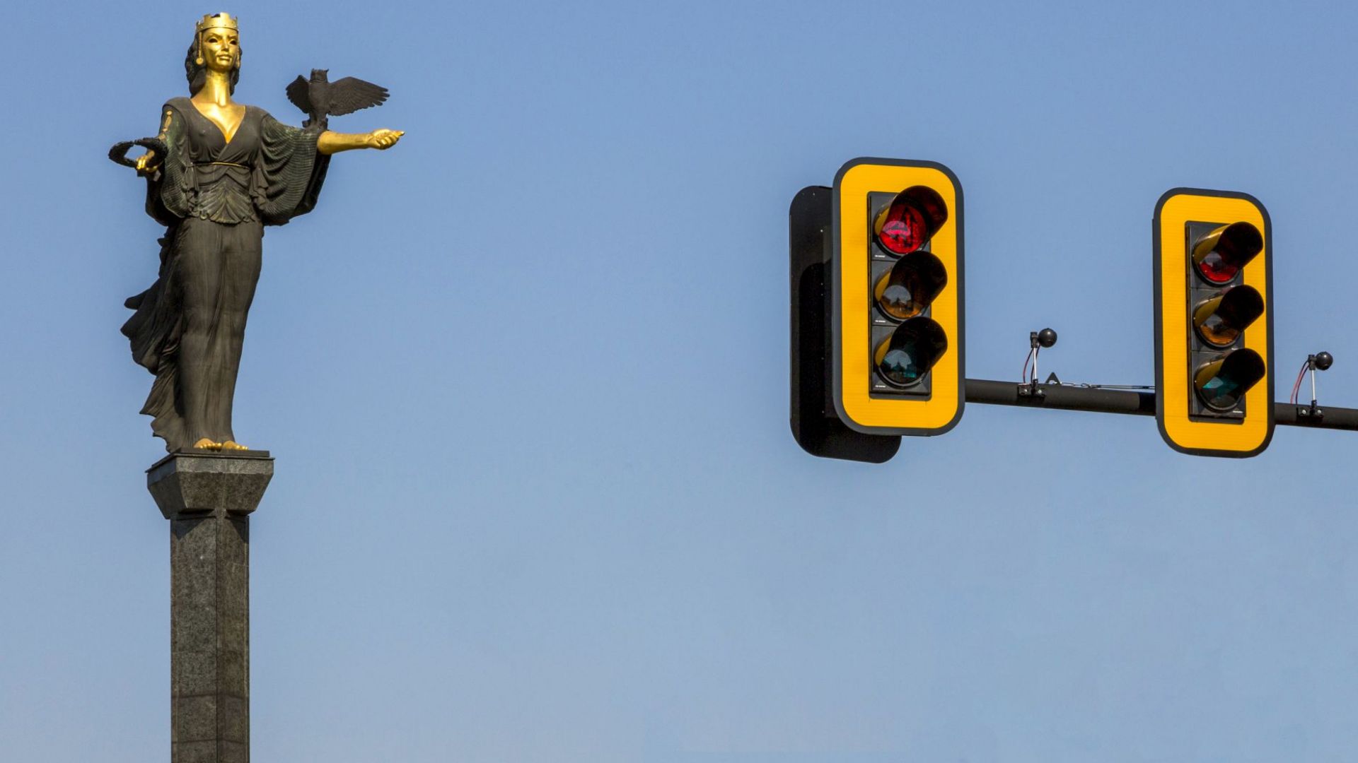 Предизборната кампания навлиза в последната си седмица Надпреварата в София