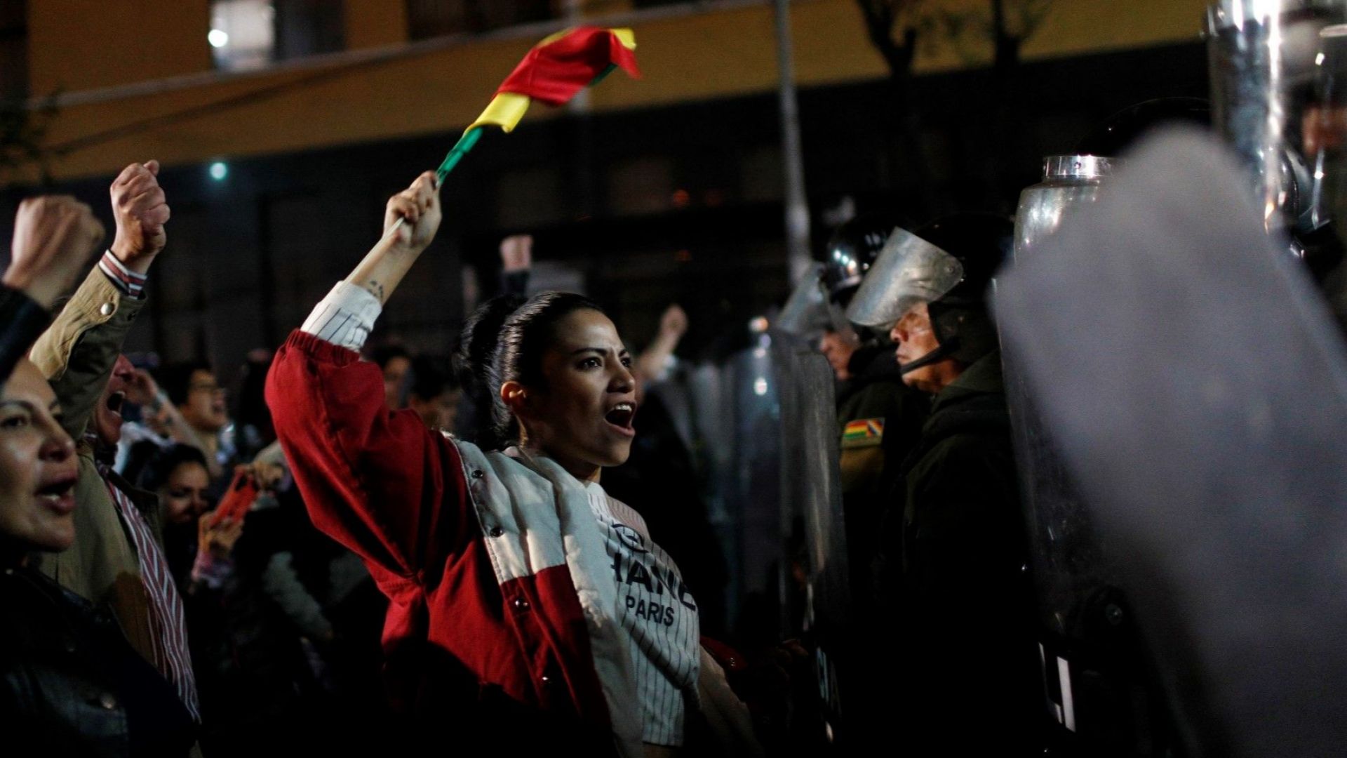 Изборните органи в Боливия съобщиха тази нощ че президентът Ево