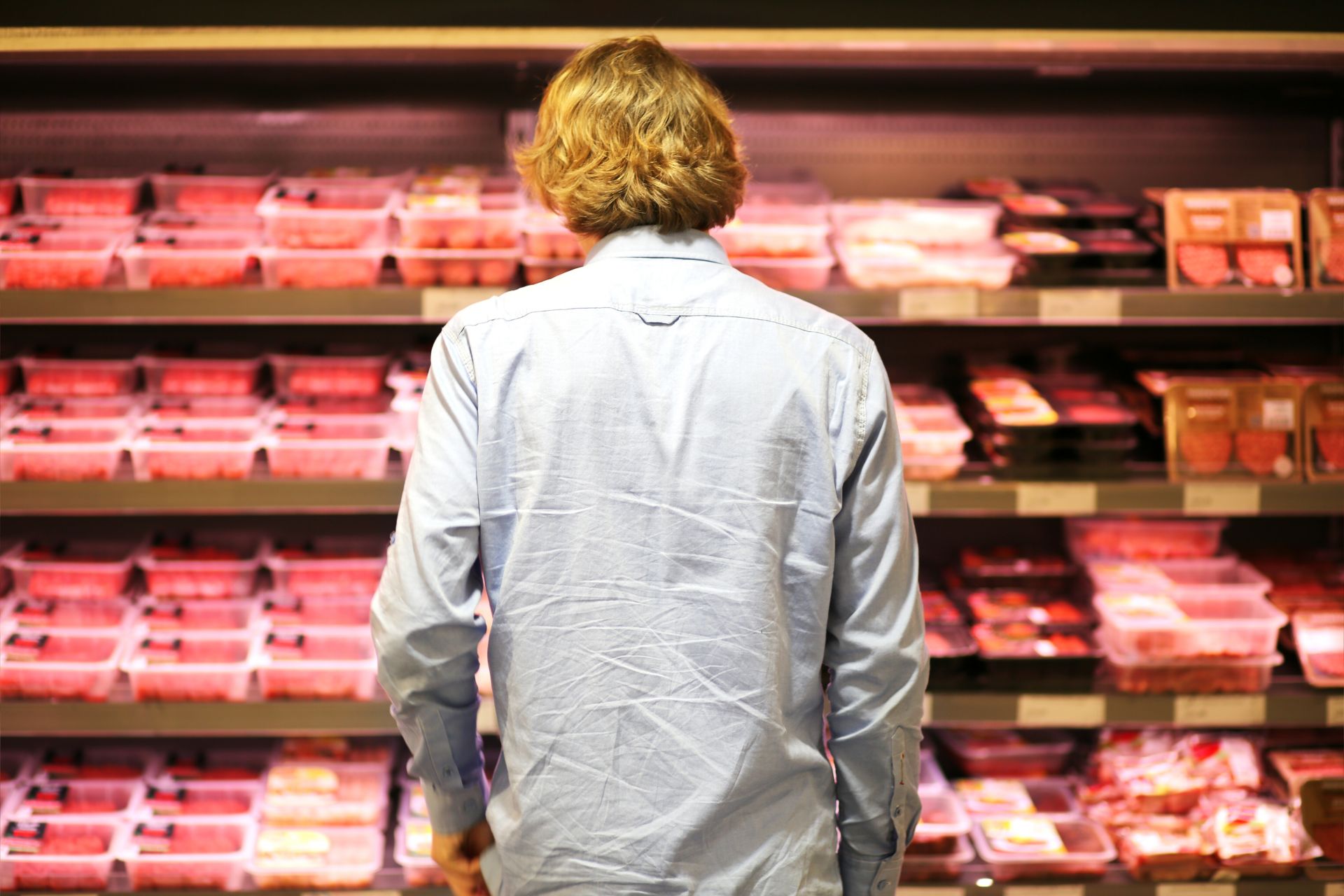 В четвъртък депутатите от Европейския парламент одобриха увеличаване на вноса на говеждо месо от САЩ