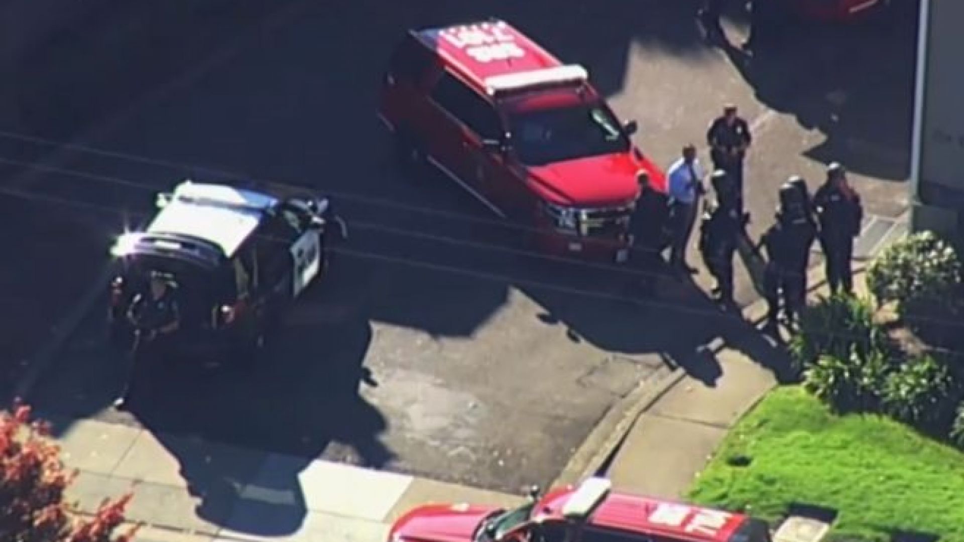 Тийнейджър е ранен след стрелба в близост до гимназията в