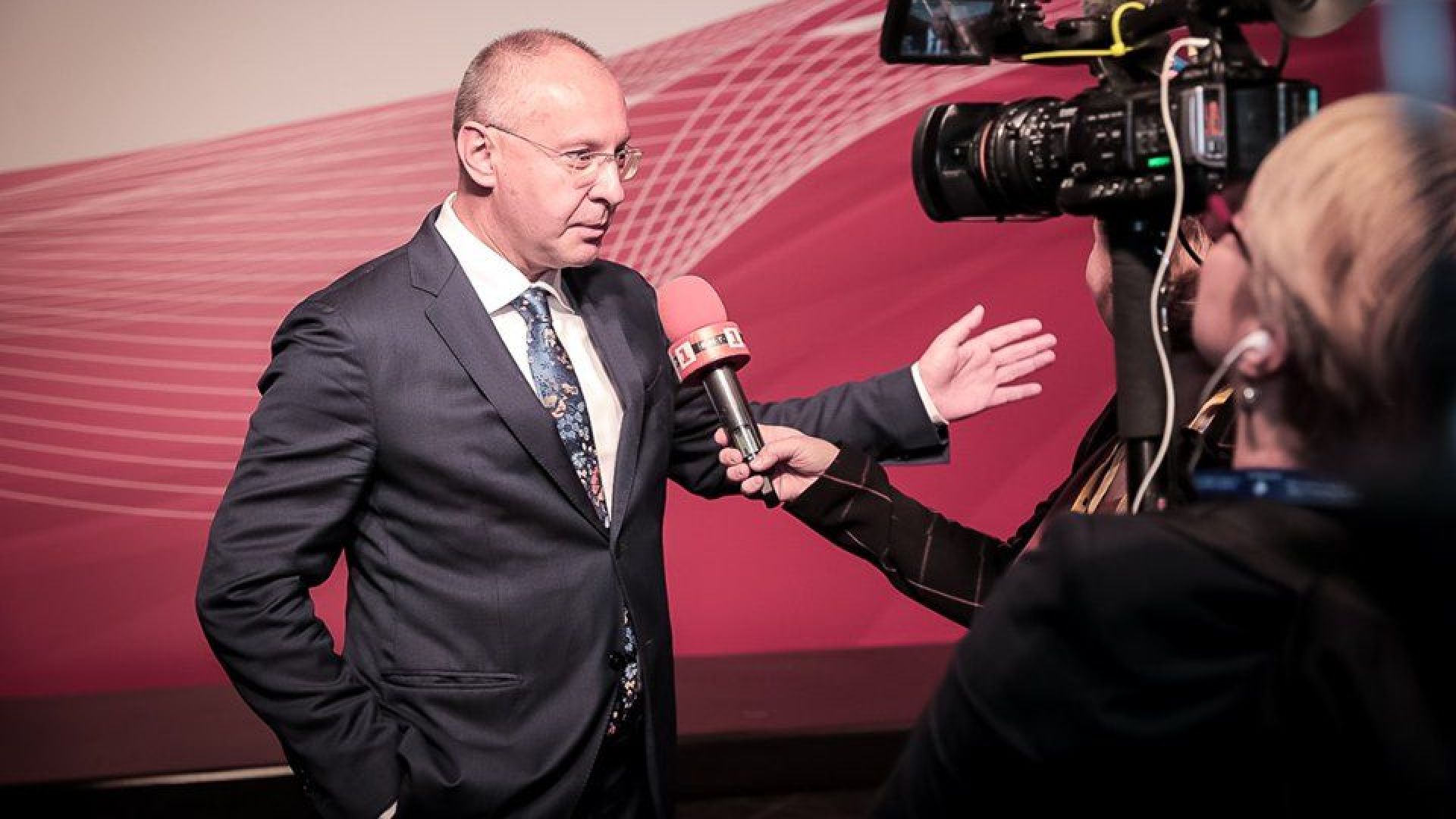 Докладът на Европейската комисия за България и евентуалното отпадане на