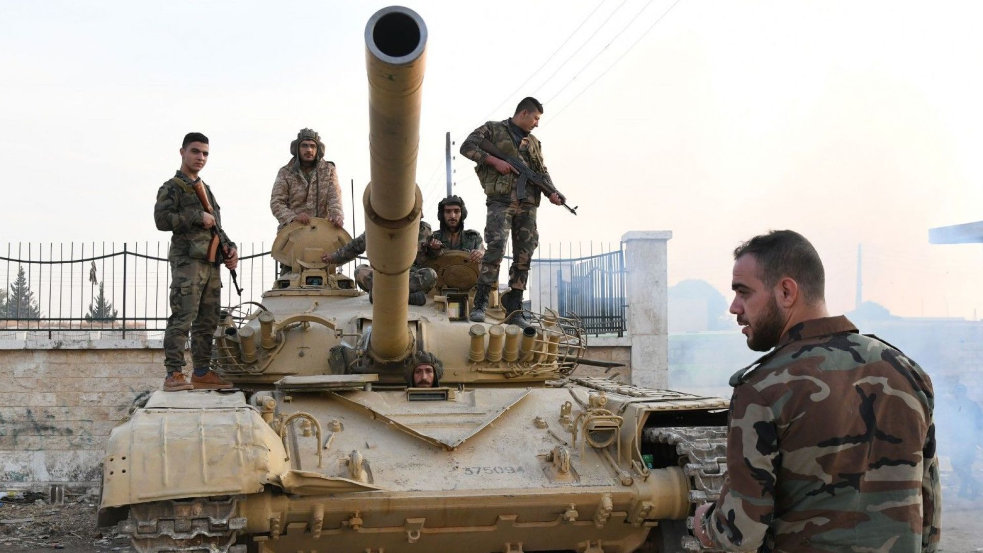 Силите на Дамаск отвоюваха от джихадистите десетки селища в Северозападна Сирия