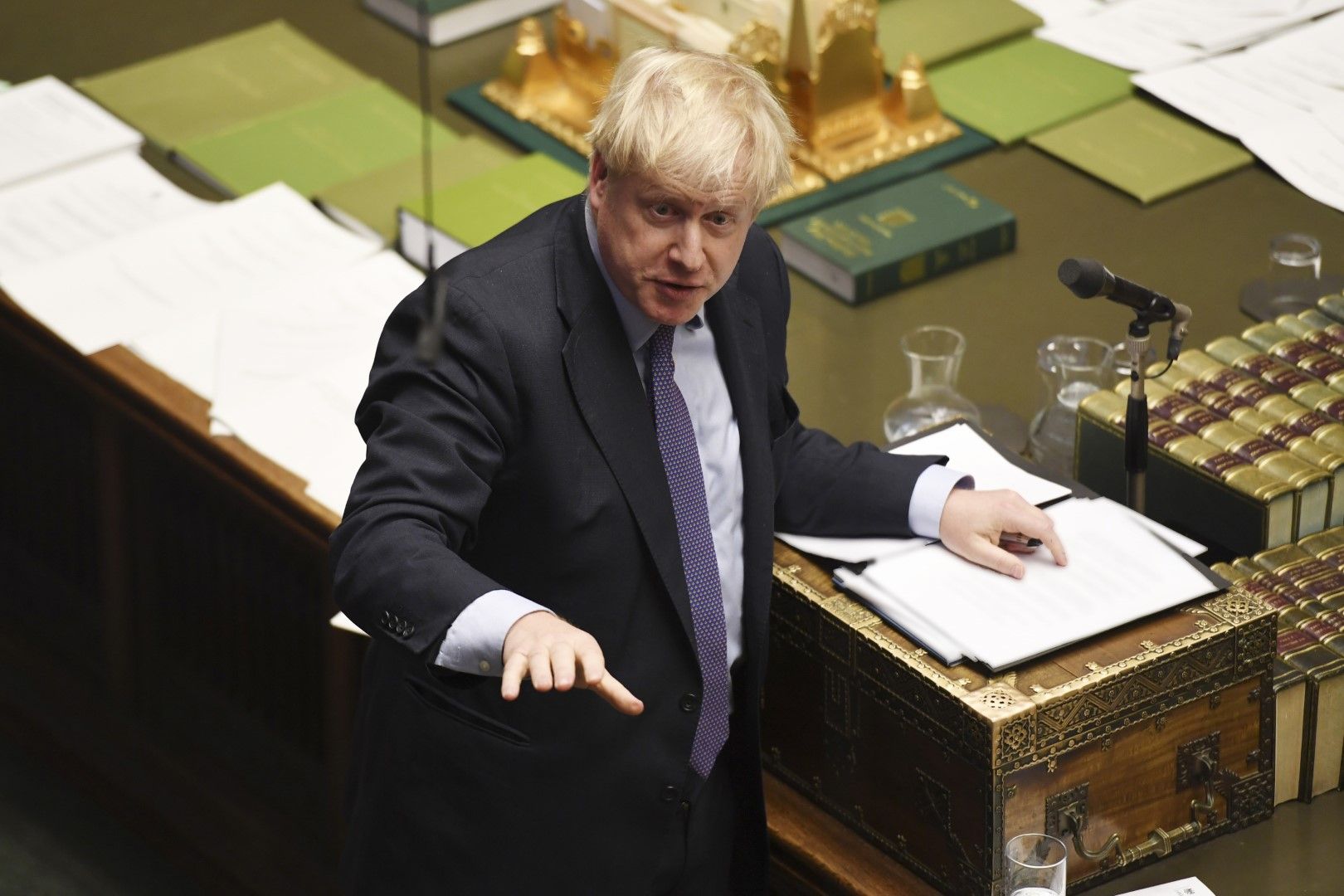 Борис Джонсън се опита да прокара в парламента сгъстен график за разглеждане на сделката, но не успя