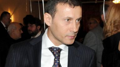 Бизнесменът Миню Стайков е оттеглил исковете за 30 000 лева