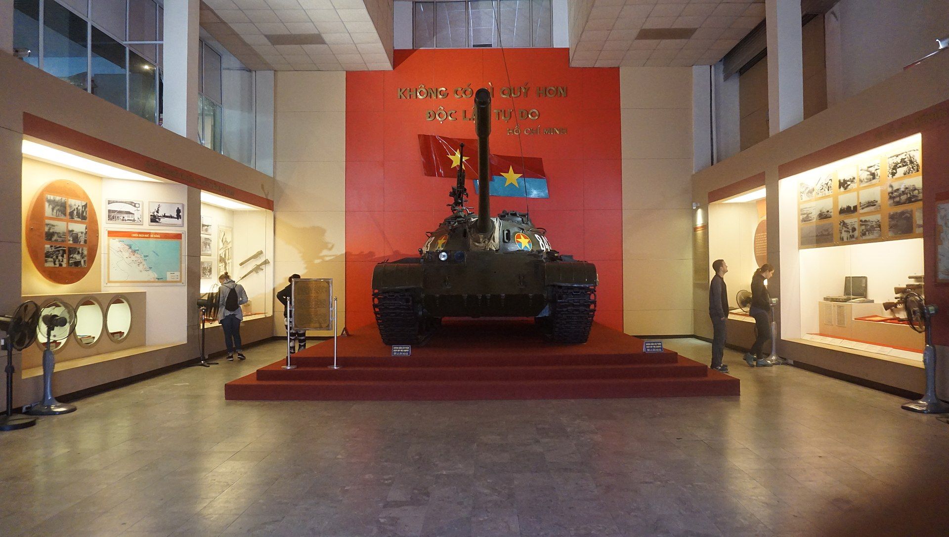 Т-55 е на особена почит във Виетнам, където разгромява френските и американските сили