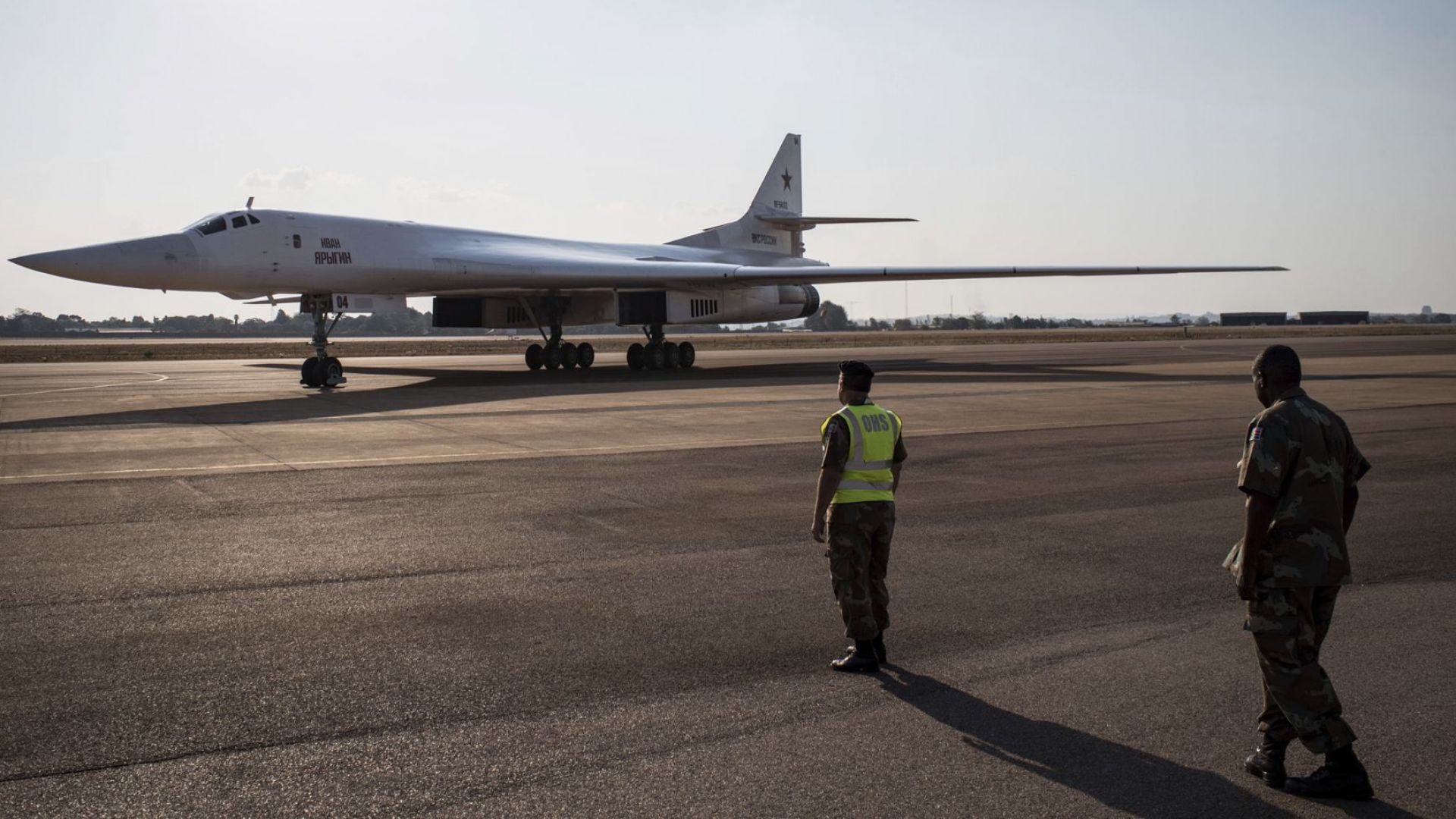 За първи път - руски бомбардировачи Ту-160 за ядрено оръжие на мисия в РЮА