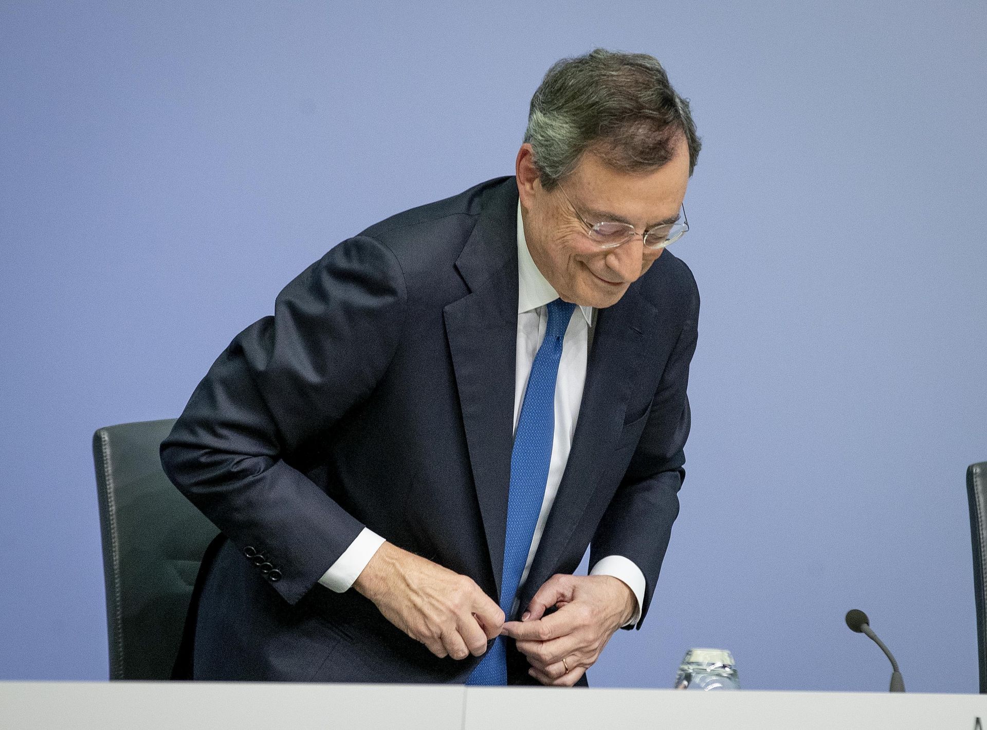 Драги бе президент на ЕЦБ от 2011 до края на октомври миналата година
