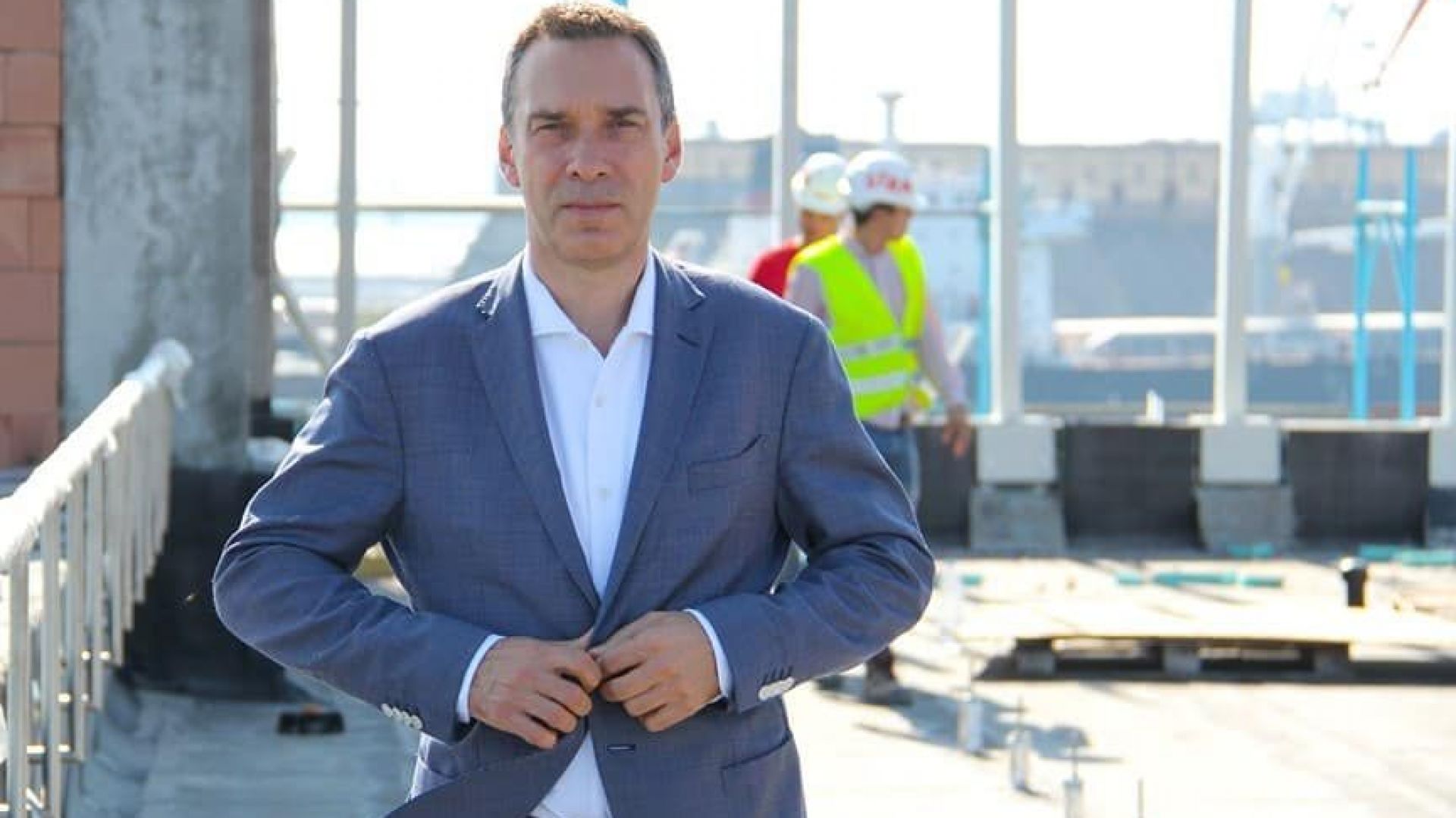 Димитър Николов е новият стар кмет на Бургас след като