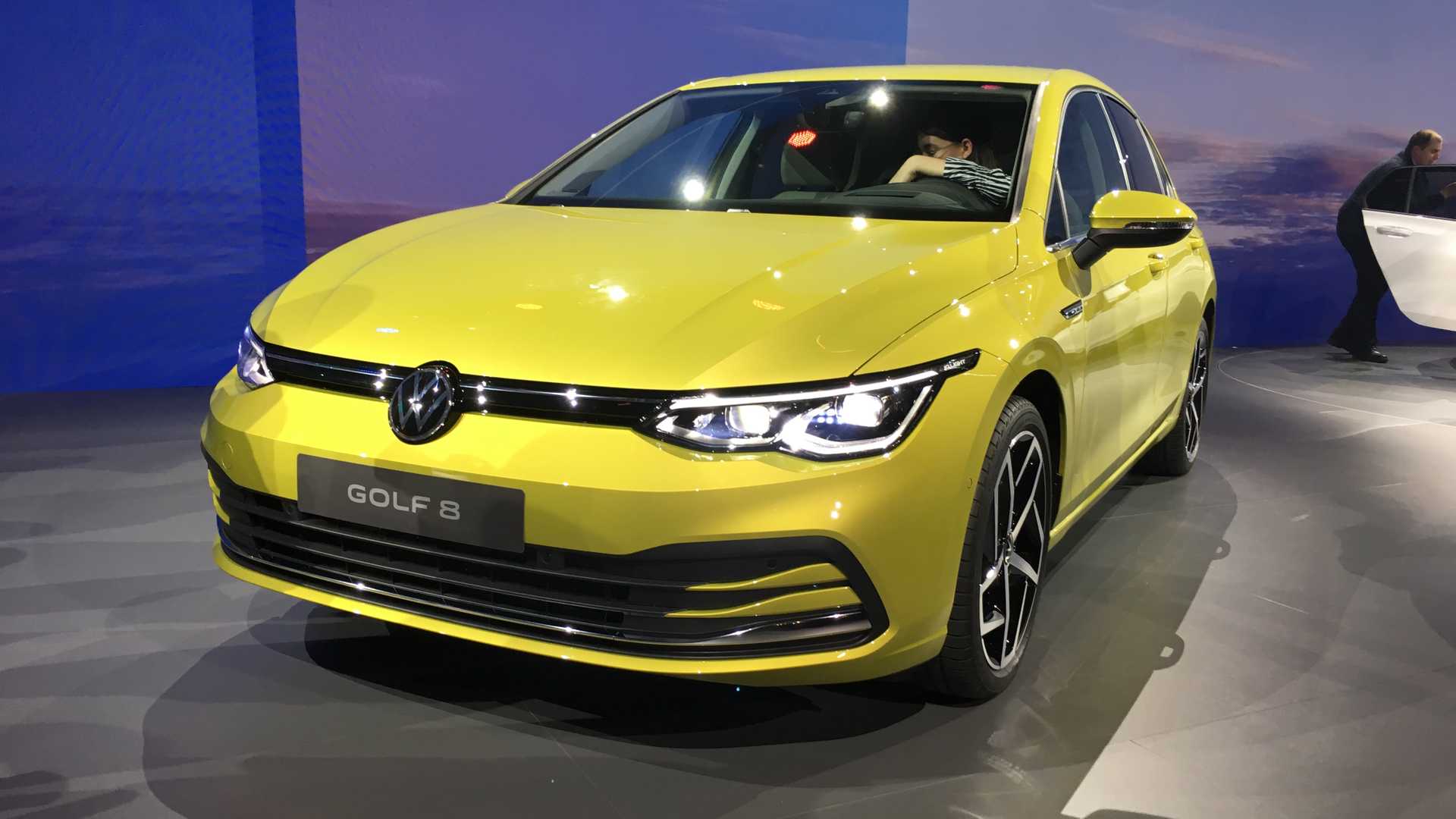 Volkswagen представи новия Golf (снимки)