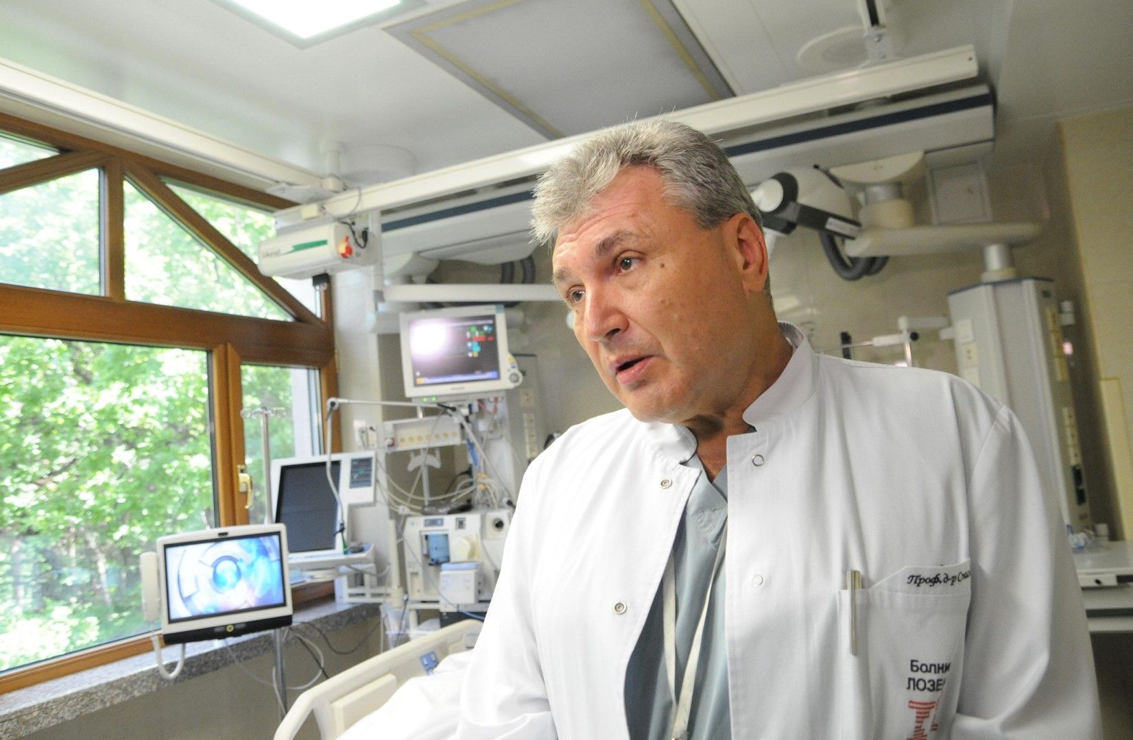 Професор Любомир Спасов - директор на болница "Лозенец", участник в екипа, извършил трансплантацията