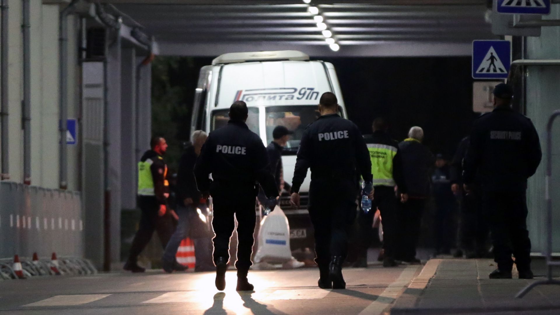 Въпреки създадената добра организация в Зала Арена Армеец по обработка