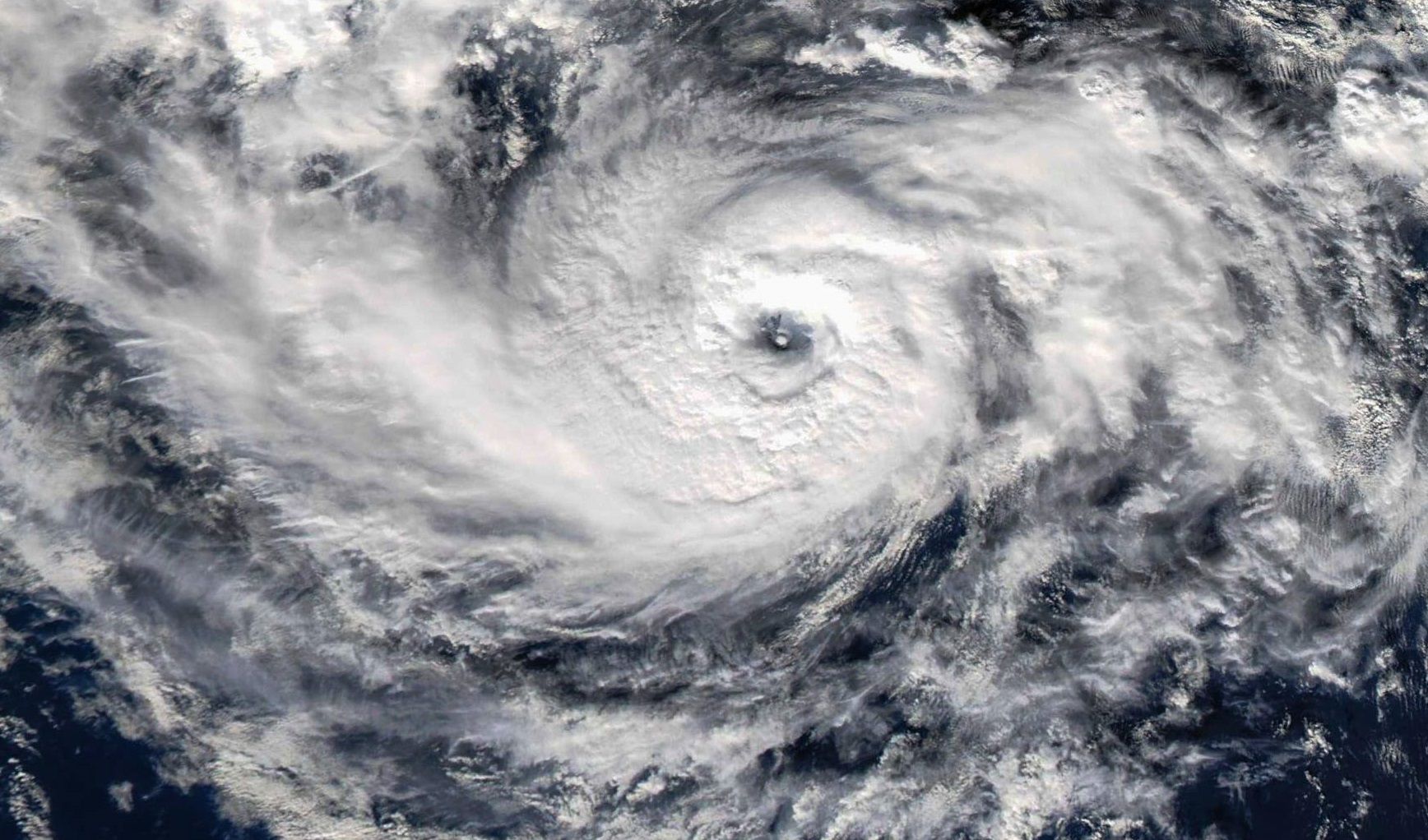Ураган се формира за пръв път в историята близо до Испания