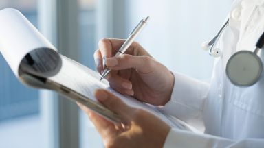 Няма обявена грипна ваканция във Варненска област реши Комисията за