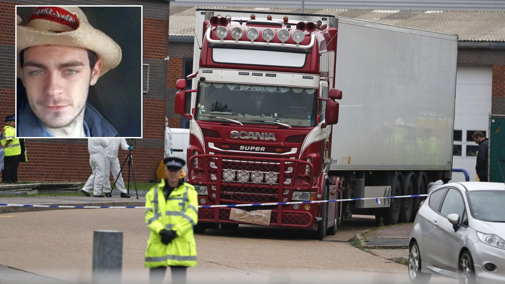 Шофьорът на камиона в който бяха открити 39 тела се