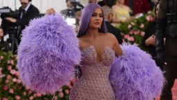 Кайли Дженър облече дъщеря си като себе си на Met Gala