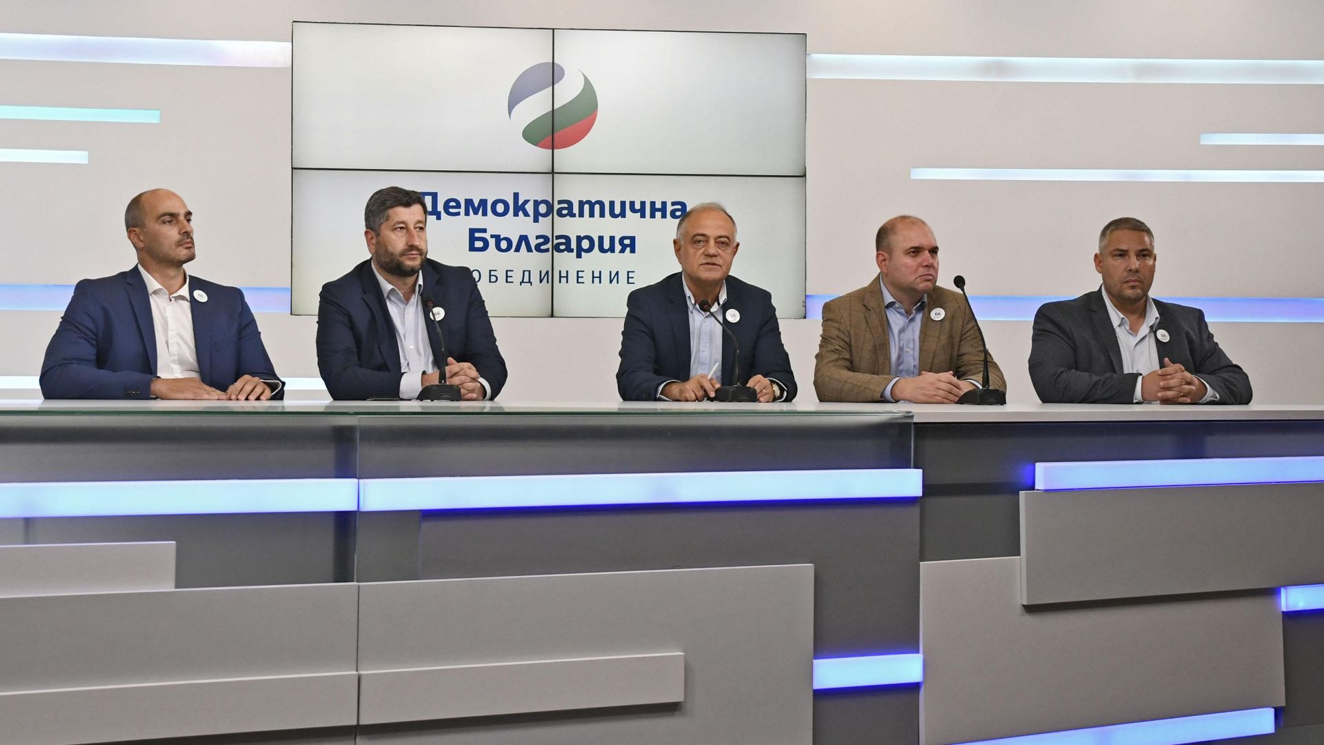 Демократична България предлага на "Спаси София" обща група в Общинския съвет (видео)