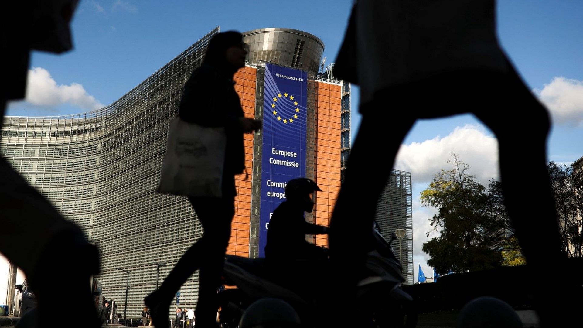Европейският съвет съобщи, че одобрява осигуряването на нова отсрочка за