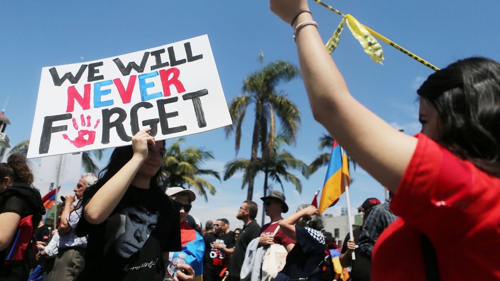 Камарата на представителите на САЩ гласува почти единодушно резолюция в