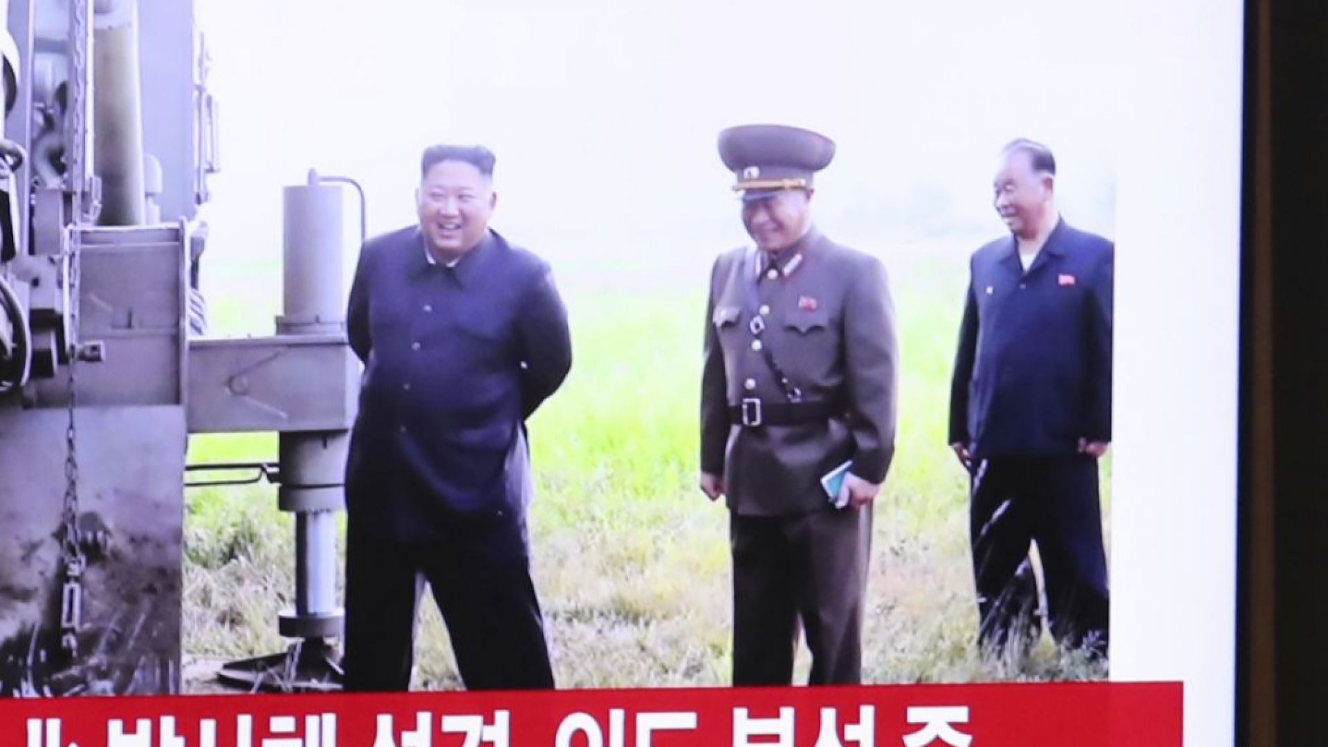 Северна Корея приветства последните оръжейни изпитания като успешни и заяви,