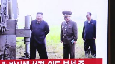  Пхенян изстреля балистични ракети към Японско море (снимки) 