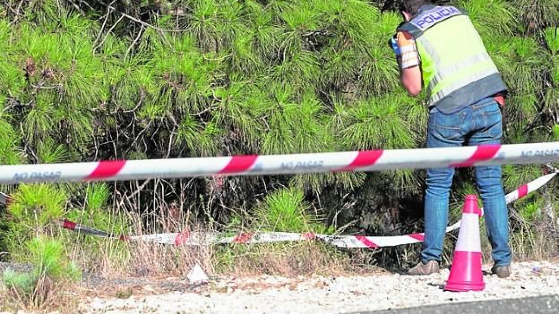 43-годишен е българинът, който бе открит убит в канавка край